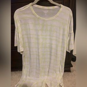 Old Navy Active tee tie dye size L
